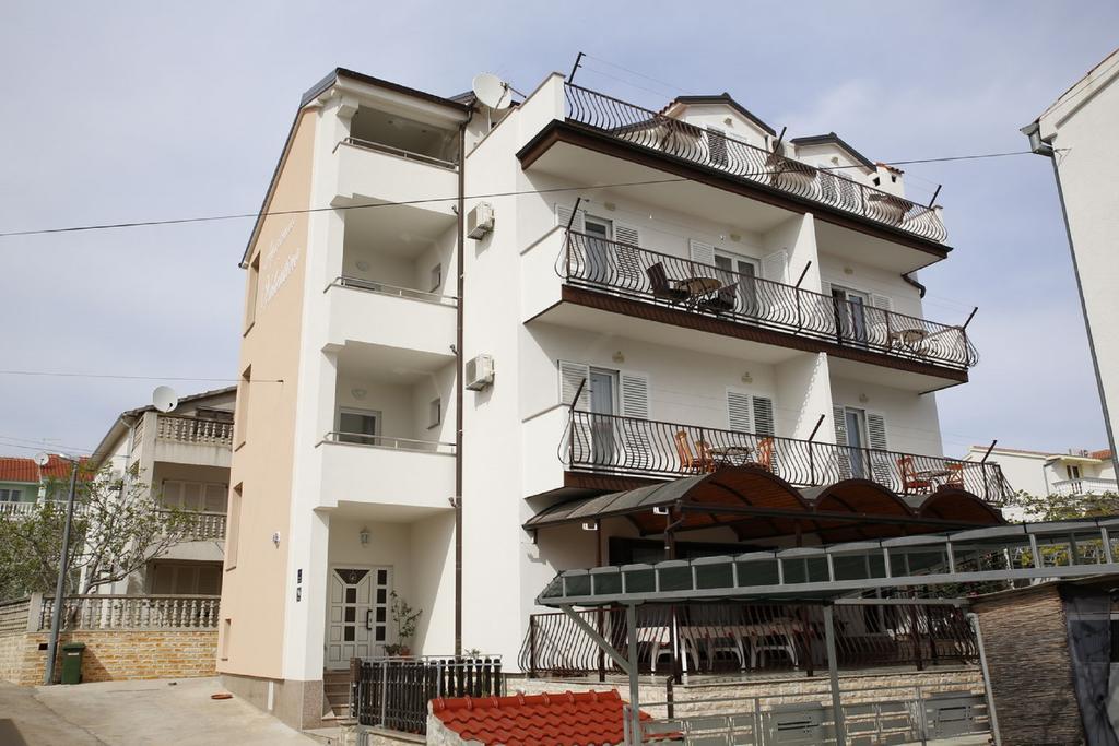 Apartments Valentino โวดีเซ ภายนอก รูปภาพ